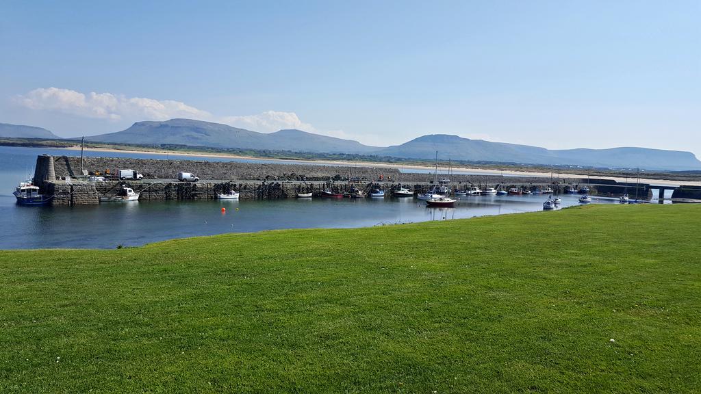 Pier Head Hotel Spa & Leisure Mullaghmore Bagian luar foto